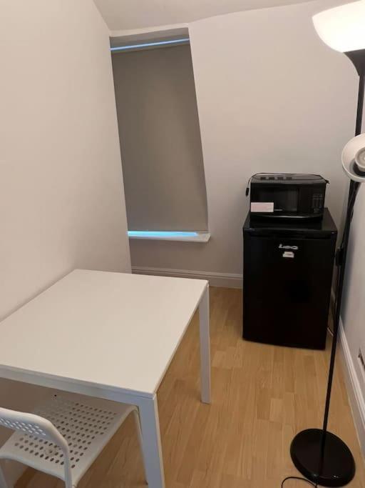 001- Lovely 3-Bedroom Very Close To Oxford Street Лондон Екстериор снимка
