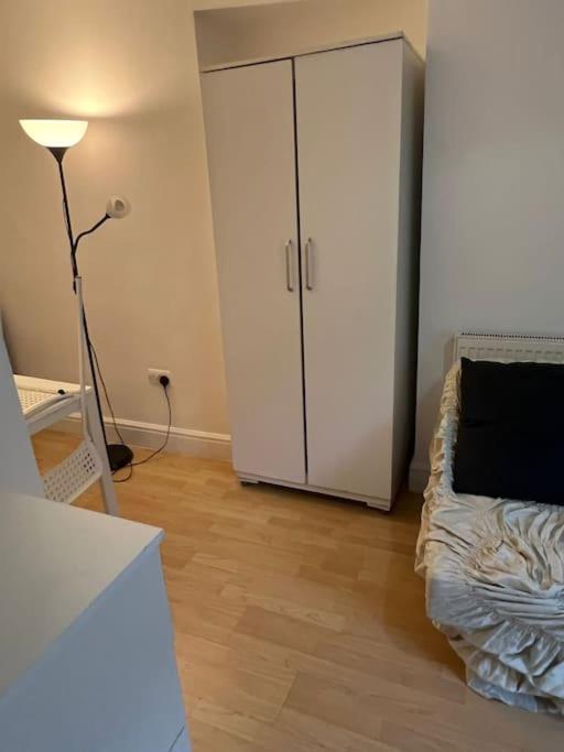 001- Lovely 3-Bedroom Very Close To Oxford Street Лондон Екстериор снимка