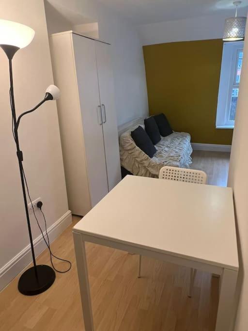 001- Lovely 3-Bedroom Very Close To Oxford Street Лондон Екстериор снимка